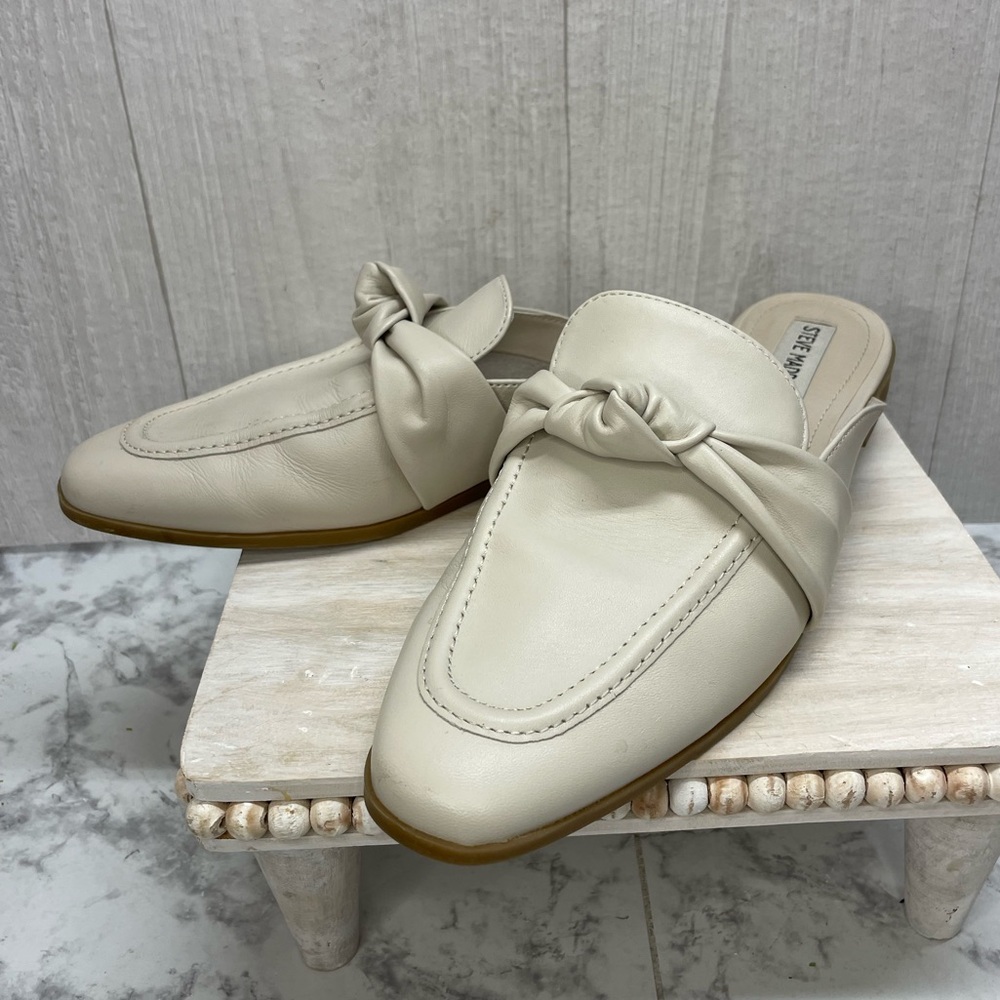 Steve Madden White Chart Flats Mule with Bow Detail Slide-on loafers slip on